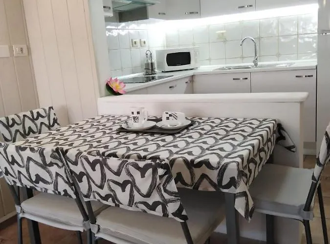 House Lilu - Luminoso Monolocale Arona (Tenerife)